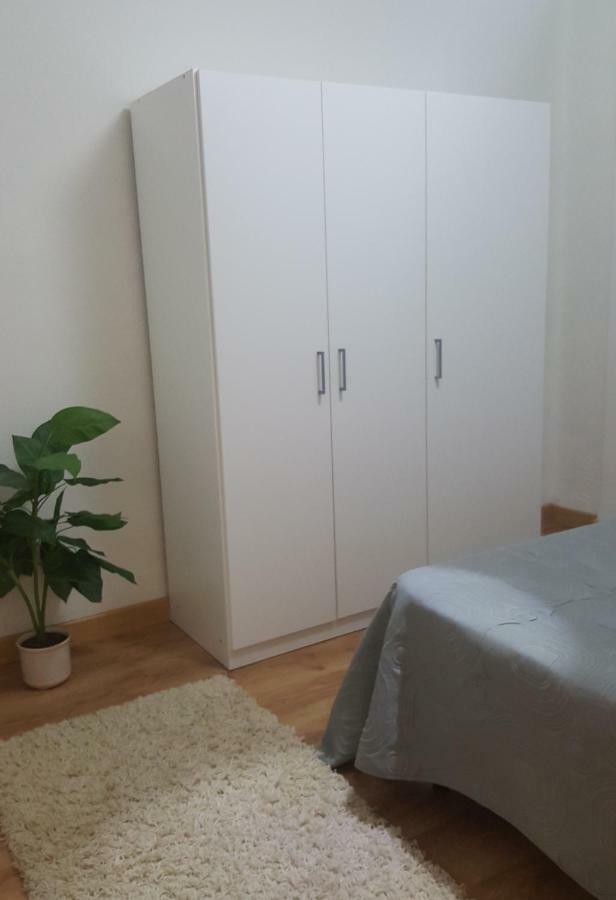 Pension Yna Holiday Málaga Buitenkant foto